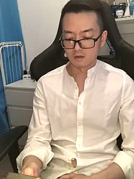 wangjian2324 online show from February 21, 2026, 3:35 pm
