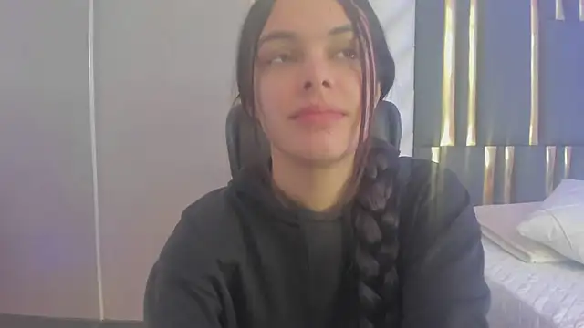 Snapshot of ChloeHarper_ chatting on July 13, 2026, 11:46 am ChloeHarper online show from July 13, 2026, 11:46 am