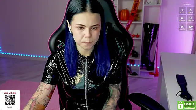 Latex Kitty online show from October 29, 2025, 3:14 pm