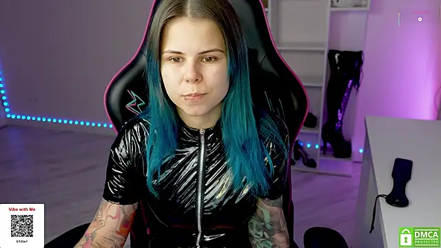 Latex Kitty online show from December 20, 2025, 12:23 pm