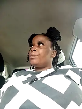 SA-SQUIRTER29 online show from September 19, 2025, 2:29 pm