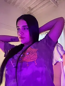 Snapshot of violet-333 chatting on January 9, 2026, 3:37 pm violet-333 online show from January 9, 2026, 3:37 pm