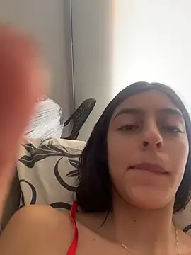 Snapshot of cristel_17 chatting on February 11, 2026, 9:09 pm cristel 17 online show from February 11, 2026, 9:09 pm