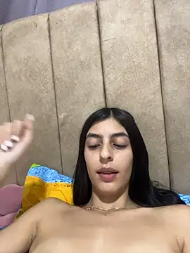 Snapshot of cristel_17 chatting on February 18, 2026, 1:23 am cristel 17 online show from February 18, 2026, 1:23 am