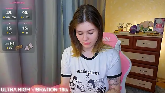 cutie mili online show from November 18, 2025, 8:08 am