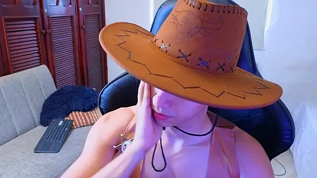 carl dixon online show from October 31, 2025, 5:03 pm