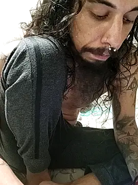 Snapshot of iirgastam3 chatting on October 21, 2025, 12:22 am iirgastam3 online show from October 21, 2025, 12:22 am