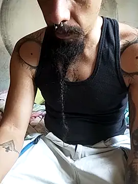 Snapshot of iirgastam3 chatting on November 4, 2025, 5:34 pm iirgastam3 online show from November 4, 2025, 5:34 pm