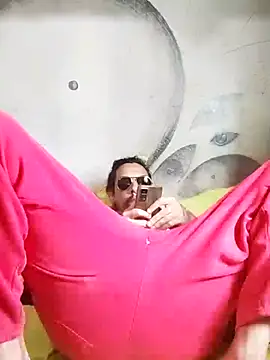 Snapshot of iirgastam3 chatting on December 18, 2025, 7:09 pm iirgastam3 online show from December 18, 2025, 7:09 pm