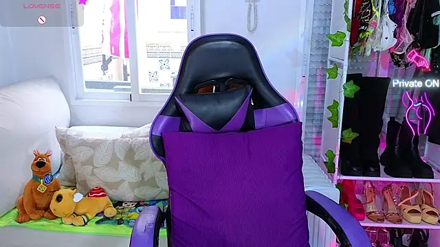 Tawny cox online show from March 12, 2025, 2:23 pm