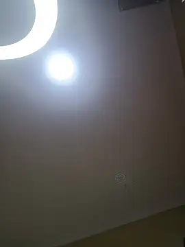 Miss lisa- online show from October 26, 2025, 7:47 am