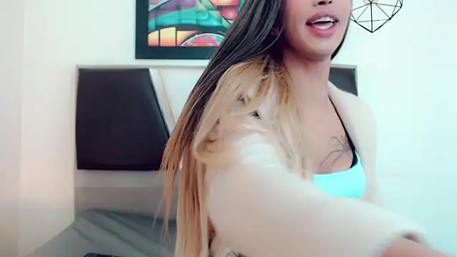 hilary rodriguez online show from March 5, 2026, 7:10 pm