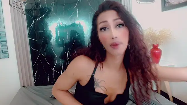 Snapshot of hilary_rodriguez chatting on July 10, 2026, 6:43 pm hilary rodriguez online show from July 10, 2026, 6:43 pm