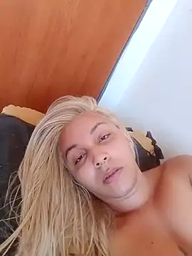 Snapshot of transgirl26 chatting on January 31, 2025, 3:22 pm transgirl26 online show from January 31, 2025, 3:22 pm