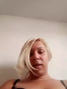 Snapshot of transgirl26 chatting on February 1, 2025, 7:23 pm transgirl26 online show from February 1, 2025, 7:23 pm