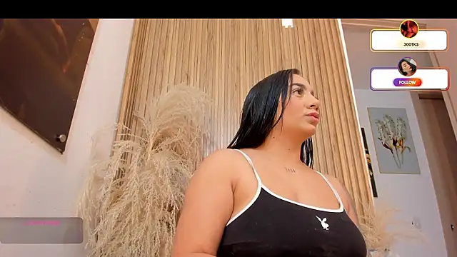 sofhiaa adaams online show from February 15, 2026, 5:09 pm