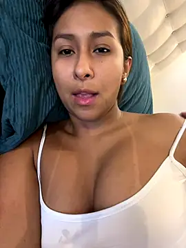 Snapshot of AmelyaMann chatting on September 14, 2025, 1:27 am AmelyaMann online show from September 14, 2025, 1:27 am