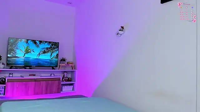 AmelyaMann online show from March 12, 2026, 1:17 pm