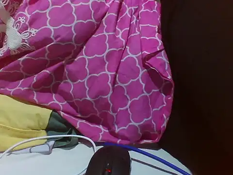 Sexy Riri online show from April 4, 2026, 2:36 pm