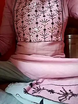 Mangla Bhabhi online show from January 26, 2025, 3:27 am