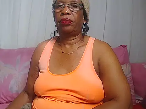 Freakyassnwildx online show from June 20, 2026, 4:32 pm