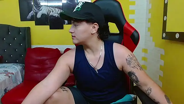 isabeautyx19 online show from February 14, 2026, 1:57 am