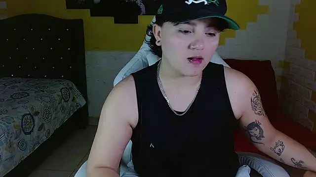 isabeautyx19 online show from March 25, 2026, 5:02 am