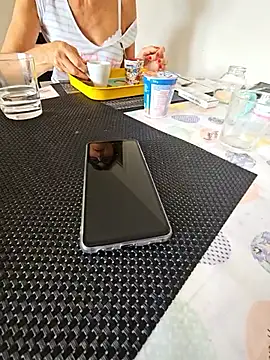 mia69x online show from September 12, 2025, 10:59 am