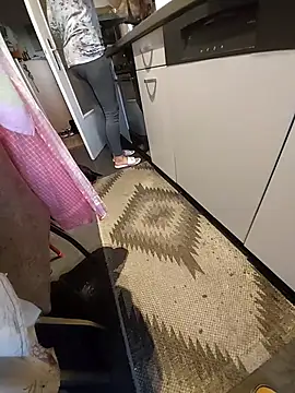 mia69x online show from October 7, 2025, 4:59 pm