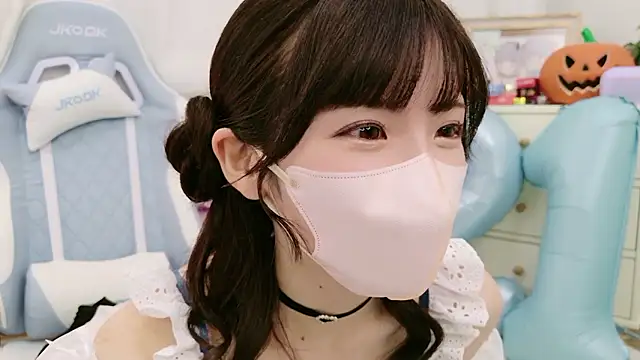 -minami- online show from November 1, 2025, 12:07 pm