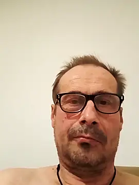 gendos777 online show from November 9, 2025, 11:47 pm