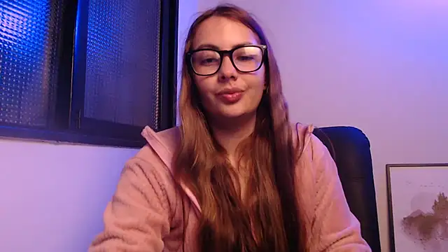 lalawhitte online show from April 18, 2026, 10:19 am