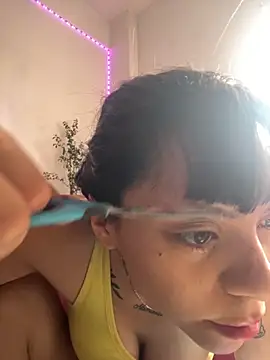 melisabunnny online show from November 12, 2025, 12:05 pm