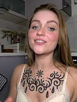 Goldloeckchen159 online show from January 7, 2026, 9:39 pm