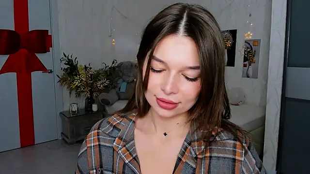 Snapshot of ContinentOfTranquility chatting on February 27, 2025, 1:05 am ContinentOfTranquility online show from February 27, 2025, 1:05 am