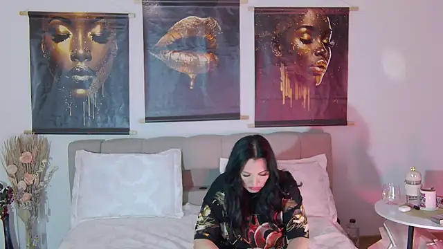 ReiyaRey online show from February 19, 2026, 10:17 pm