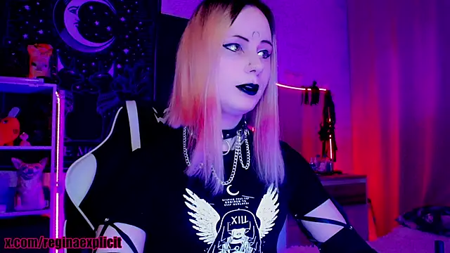 snake  bites online show from February 3, 2025, 10:11 pm