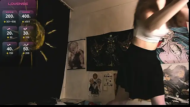 Snapshot of Lori_Foxy chatting on February 28, 2025, 5:15 pm Lori Foxy online show from February 28, 2025, 5:15 pm