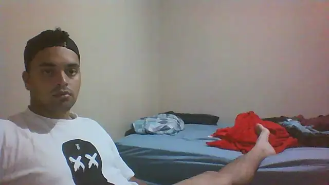 Xcumshot33 online show from October 27, 2025, 8:57 pm