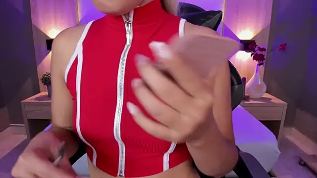 bella1207 online show from November 5, 2025, 7:14 pm