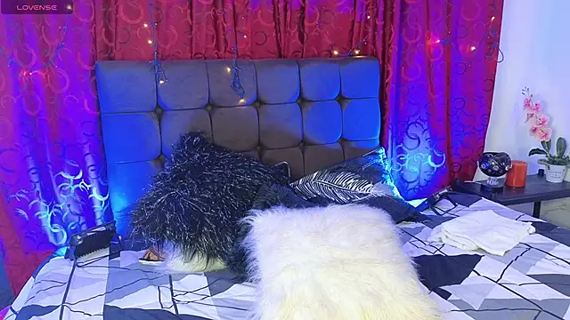 Majuu   online show from November 11, 2025, 11:32 am