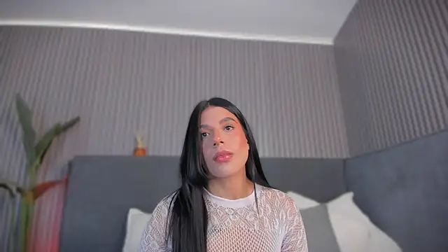 Snapshot of emelie_89 chatting on July 6, 2026, 12:13 pm emelie 89 online show from July 6, 2026, 12:13 pm