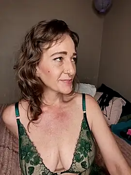 Deviant Desires xx online show from October 19, 2025, 5:24 pm