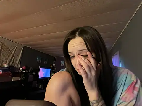 skinwalkingzombie online show from February 6, 2025, 3:52 pm