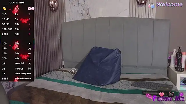 Danielaa a online show from October 21, 2025, 12:00 am