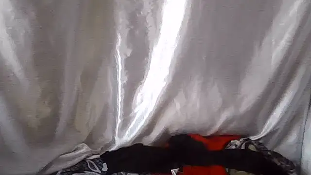 Burberrry  online show from June 26, 2026, 3:44 am
