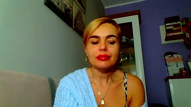 Snapshot of DESIREjenny chatting on December 2, 2024, 9:24 am DESIREjenny online show from December 2, 2024, 9:24 am