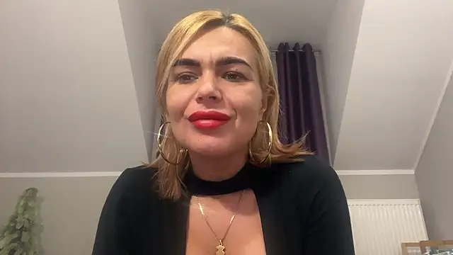 Snapshot of DESIREjenny chatting on January 2, 2025, 12:03 pm DESIREjenny online show from January 2, 2025, 12:03 pm