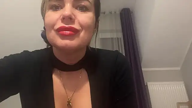 Snapshot of DESIREjenny chatting on March 20, 2025, 8:53 am DESIREjenny online show from March 20, 2025, 8:53 am