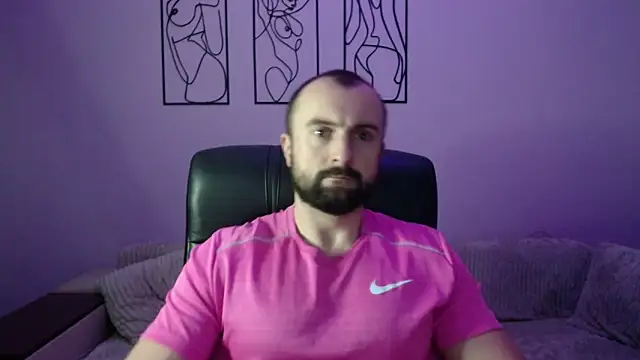 brindlefly6969 online show from November 17, 2025, 7:08 pm